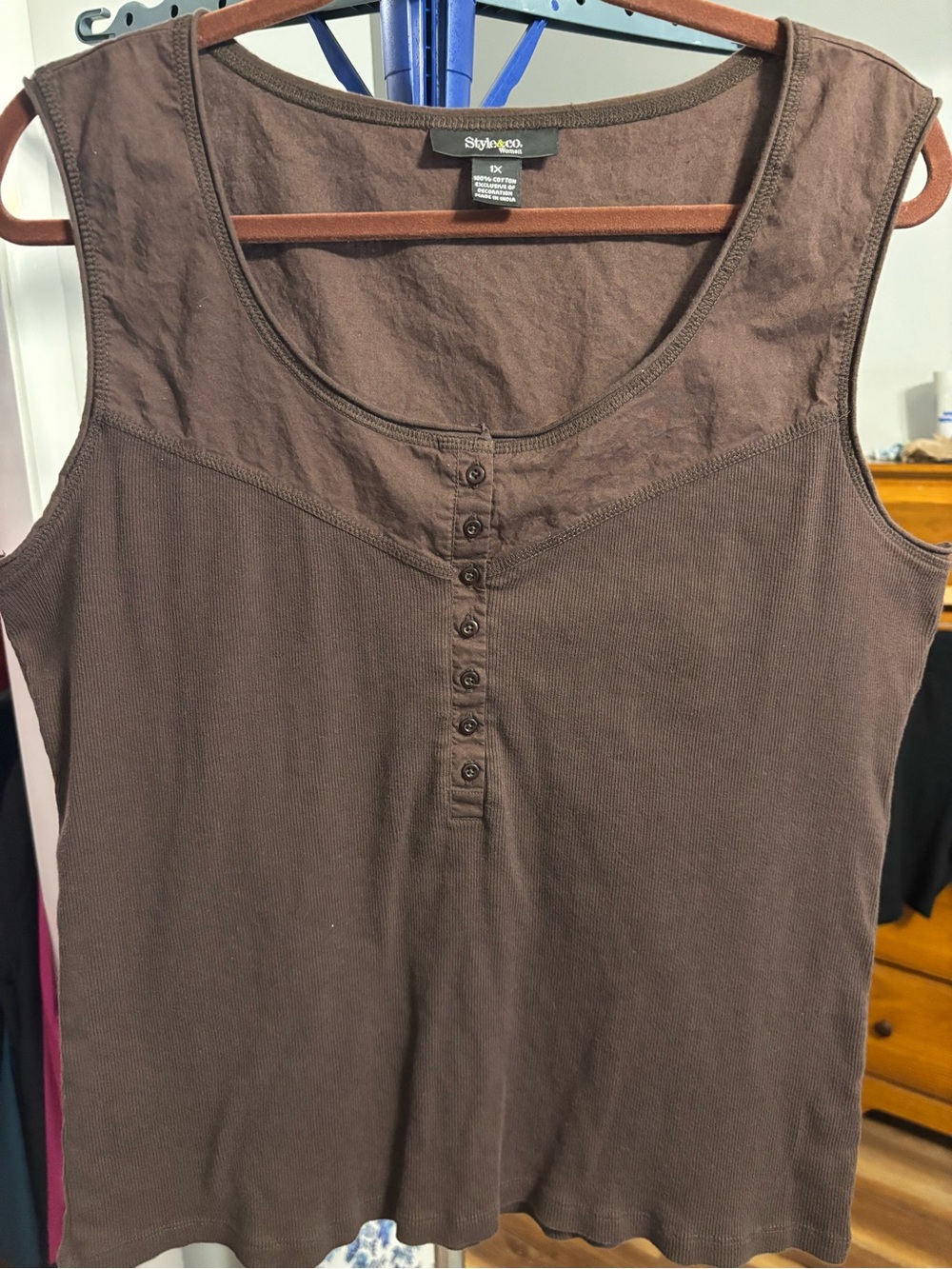 Style & Co. Brown Henley Scoop Neck Tank